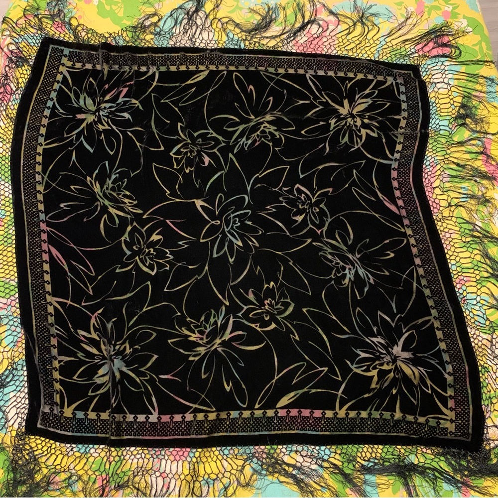 Black Decorative Macrame Pashmina / Wrap